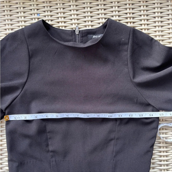 Nasty Gal Black Structured Open Back Crop Top - Picture 6 of 9